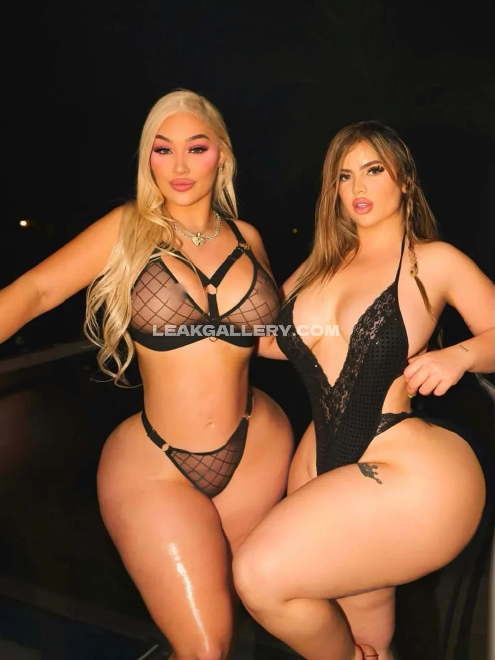 Elyylabella Black Lace Bodysuit Pose OnlyFans Photo Leaked