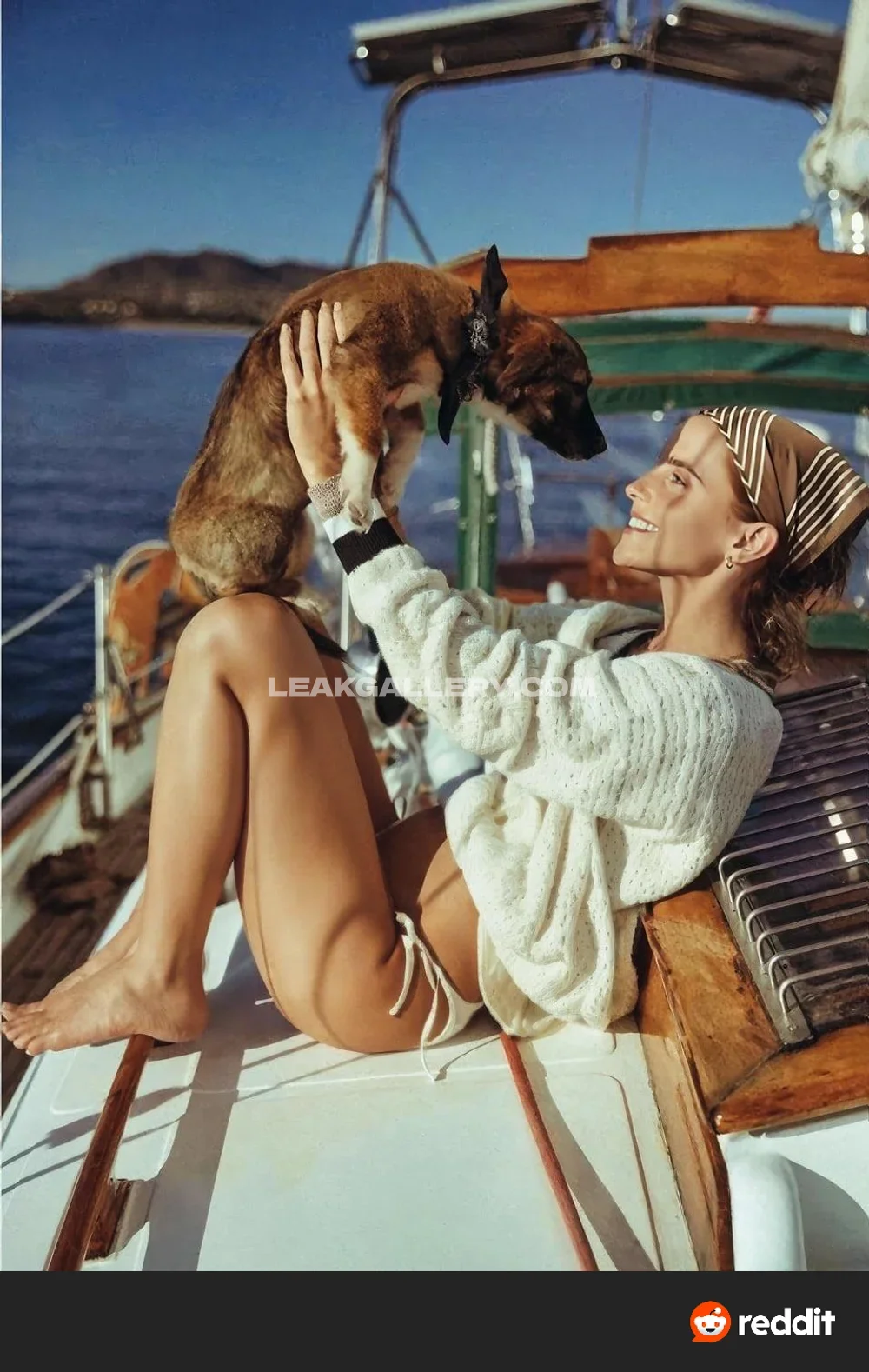 Emmawatson Boat Bikini With Dog OnlyFans Photo Leaked