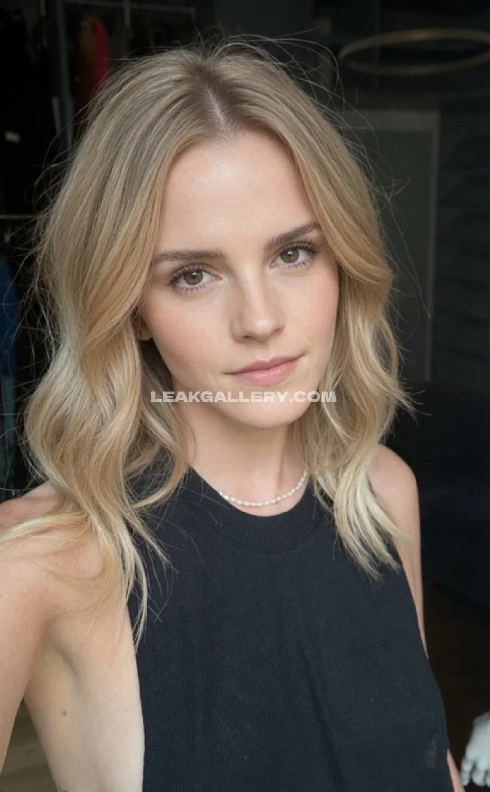 Emmawatson Blonde Hair Portrait OnlyFans Photo Leaked