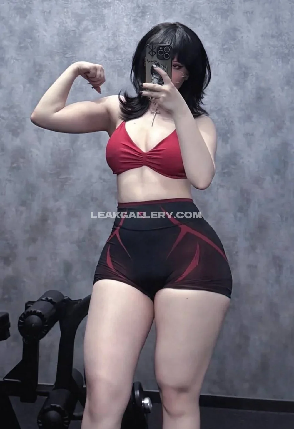 Epicinternetgf Red Sports Bra Flex OnlyFans Photo Leaked