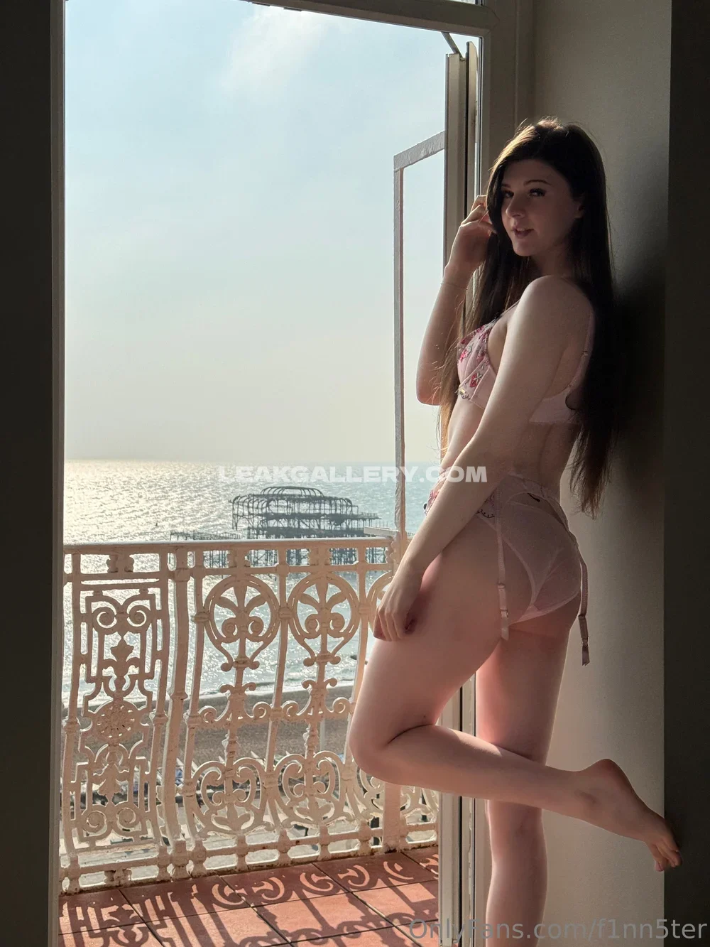 F1nn5ter Lace Bra And Panty Pose OnlyFans Photo Leaked