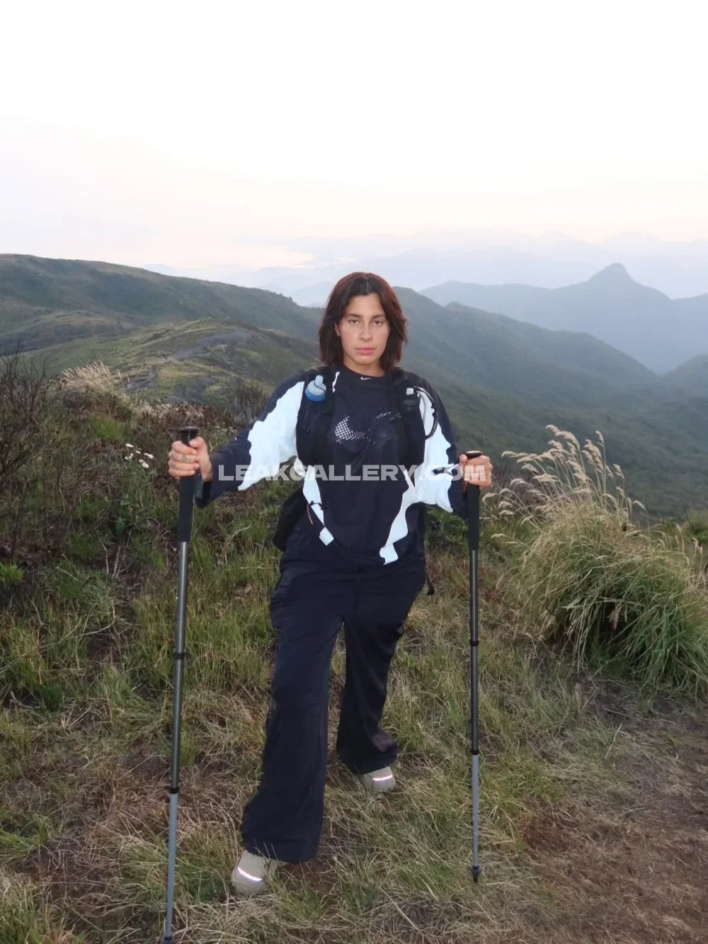 Fernandamotafarhat Hiking Gear Full Body OnlyFans Photo Leaked