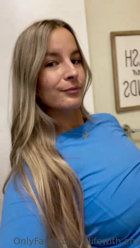 Fitlifewithem Topless Boobs Display OnlyFans Video Leaked