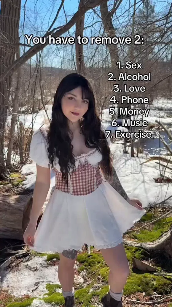 Forestfaye Thigh Tattoo In Dirndl OnlyFans Video Leaked