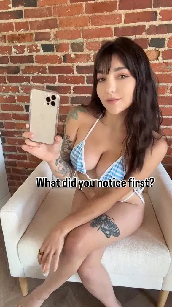Forestfaye Blue Bikini Selfie Pose OnlyFans Video Leaked