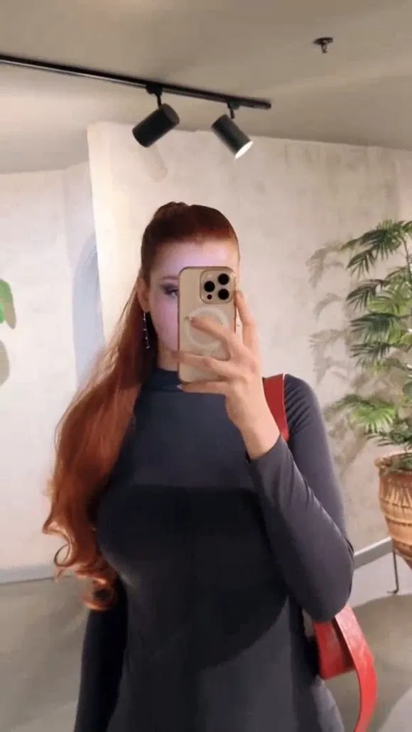 Fraoula Mirror Selfie In Black Dress OnlyFans Video Leaked