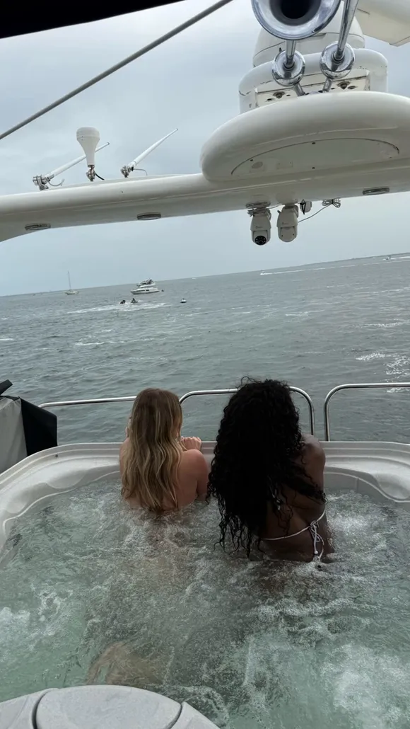 Ginalaitschek Hot Tub Bikini Tease OnlyFans Video Leaked