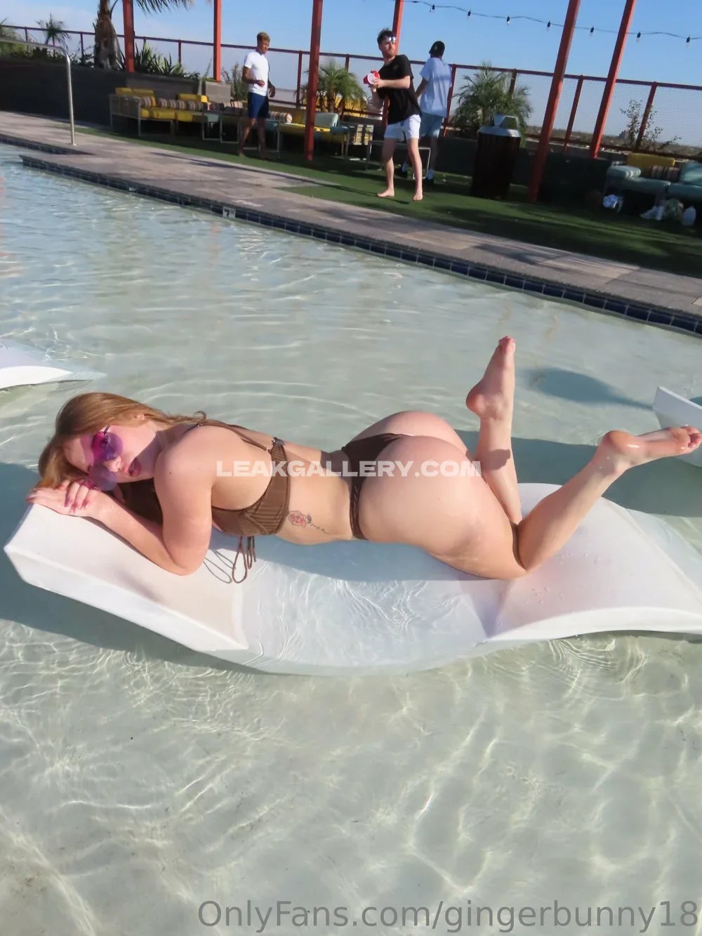 Gingerbunny18 Bikini Pool Float Tease OnlyFans Photo Leaked