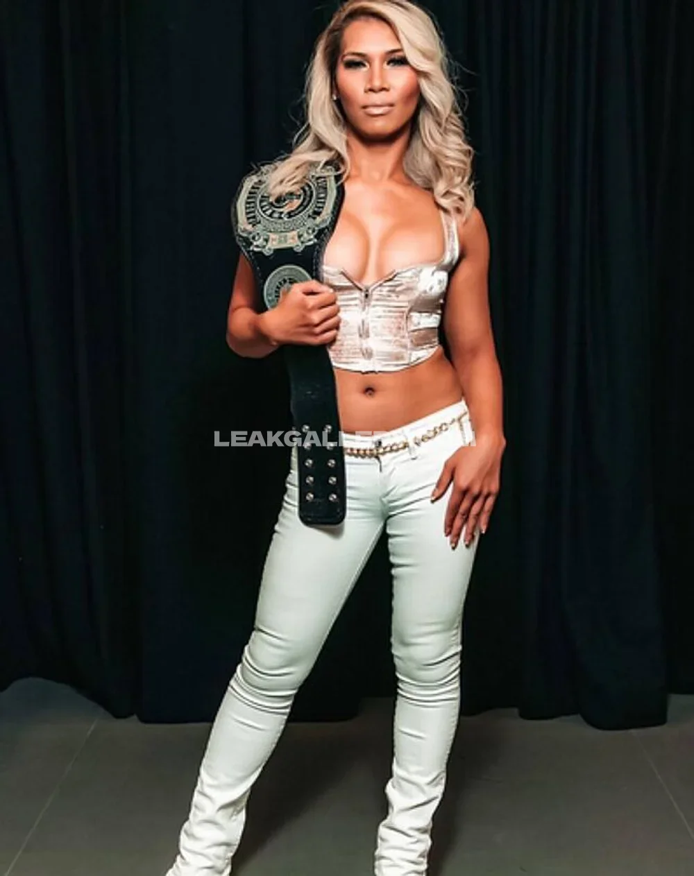 Giseleshaw08 White Pants Championship Belt OnlyFans Photo Leaked