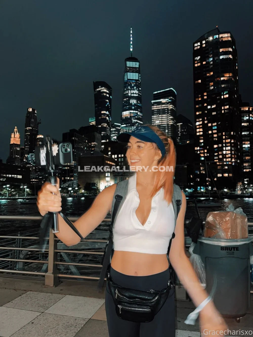 Gracecharis White Crop Top Selfie OnlyFans Photo Leaked