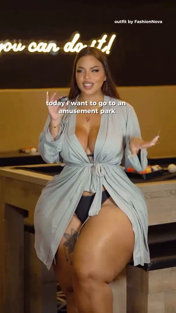 Graciebarron Thigh Tattoo Bikini Tease OnlyFans Video Leaked