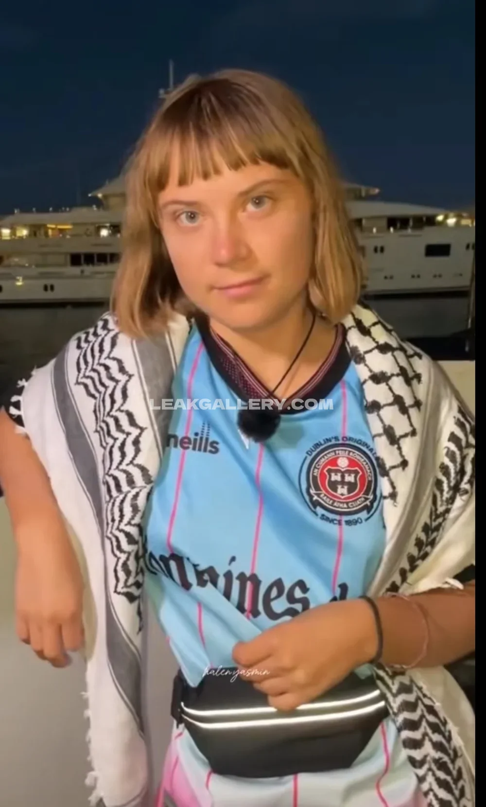 Gretathunberg Jersey Wearing Pose OnlyFans Photo Leaked