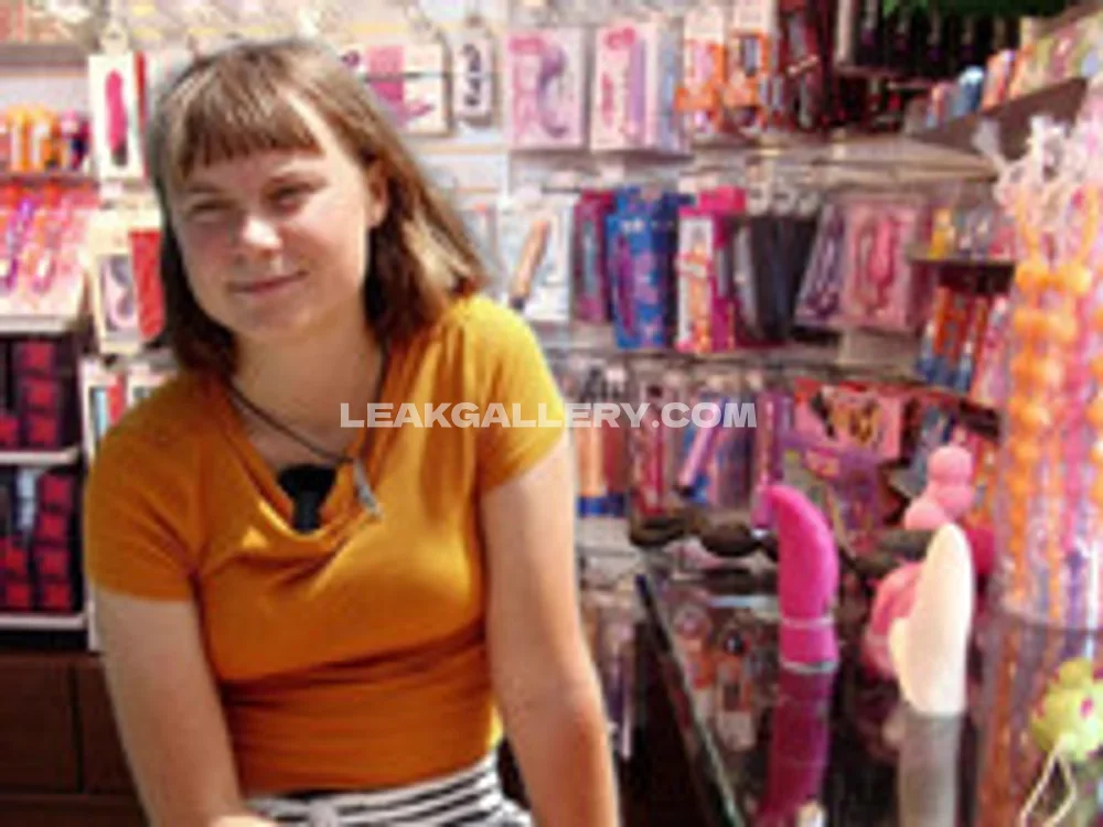 Gretathunberg Smiling In Adult Store OnlyFans Photo Leaked