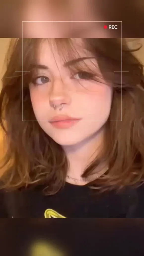 Hannah Owo Nose Piercing Close Up OnlyFans Video Leaked