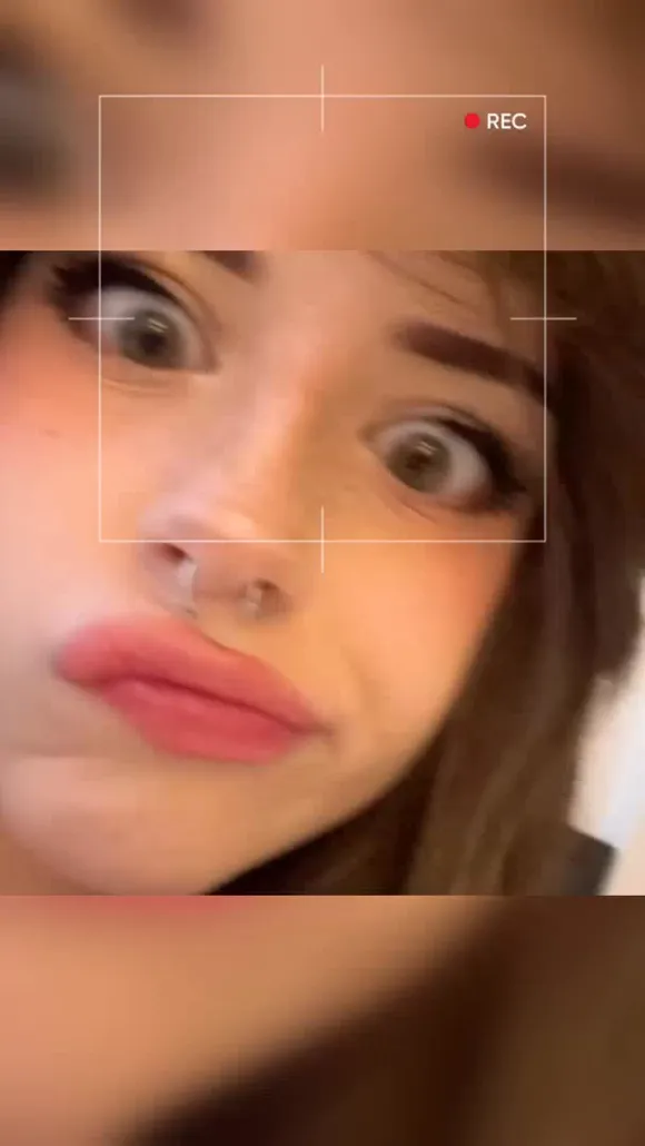 Hannah Owo Nose Piercing Close Up OnlyFans Video Leaked