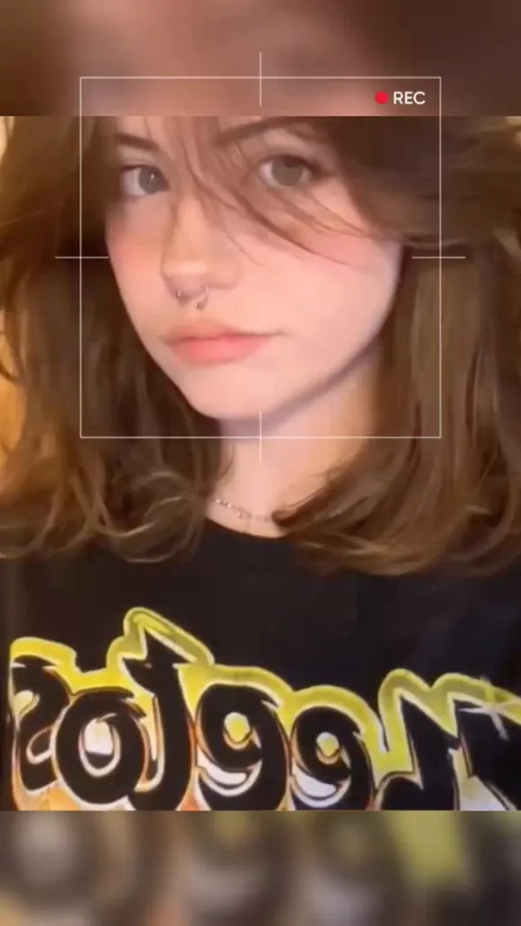 Hannah Owo Nose Piercing Selfie OnlyFans Video Leaked