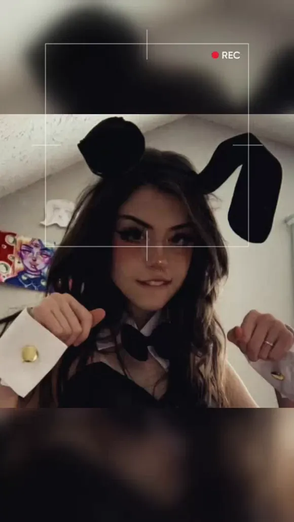 Hannah Owo Bunny Ears Schoolgirl Tease OnlyFans Video Leaked