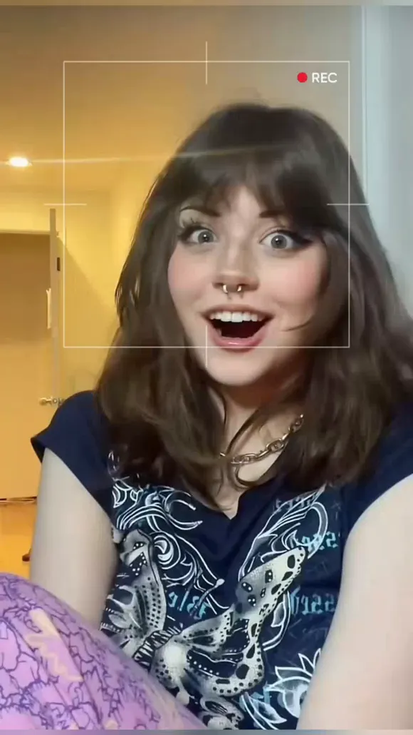 Hannah Owo Nose Piercing Selfie Pose OnlyFans Video Leaked