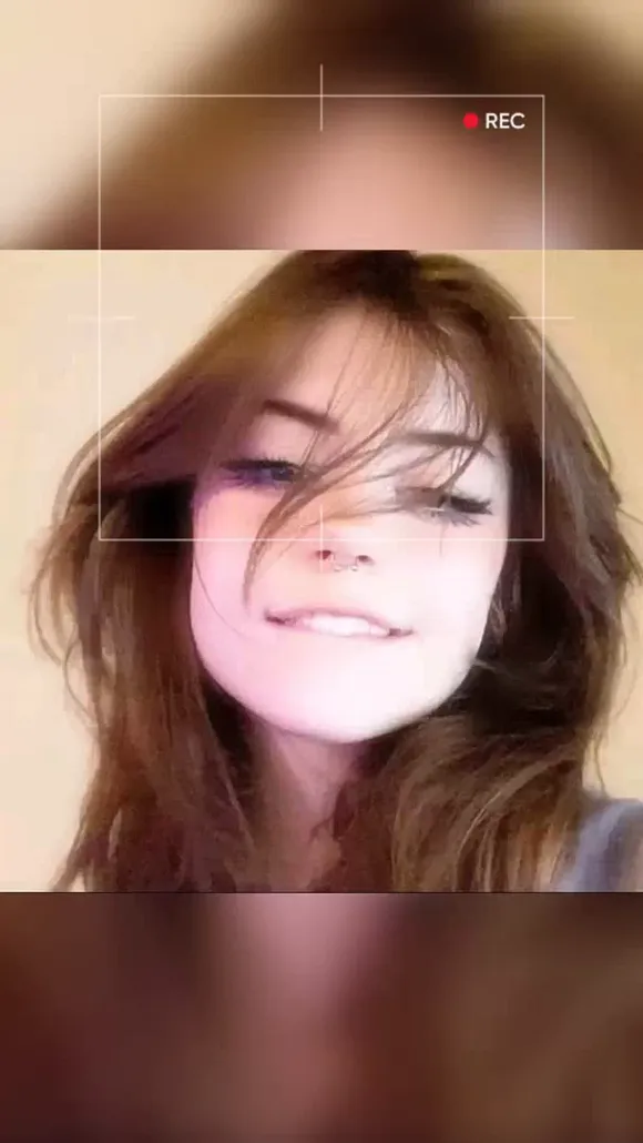 Hannah Owo Smiling Face With Nose Ring OnlyFans Video Leaked
