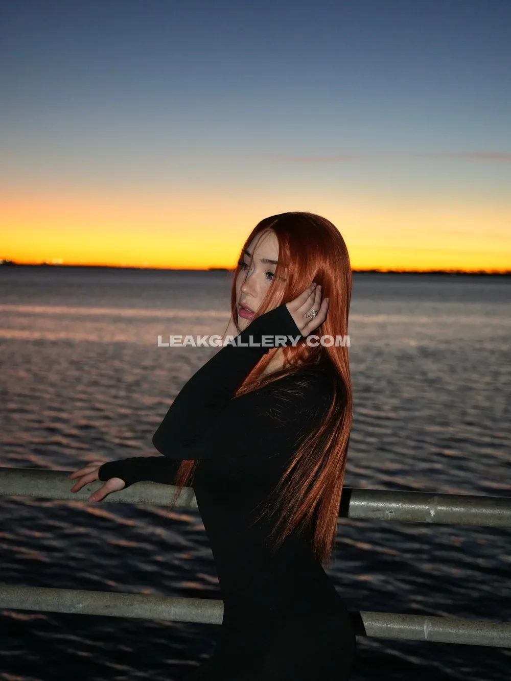 Hannapunzel Black Bodysuit Sunset Pose OnlyFans Photo Leaked