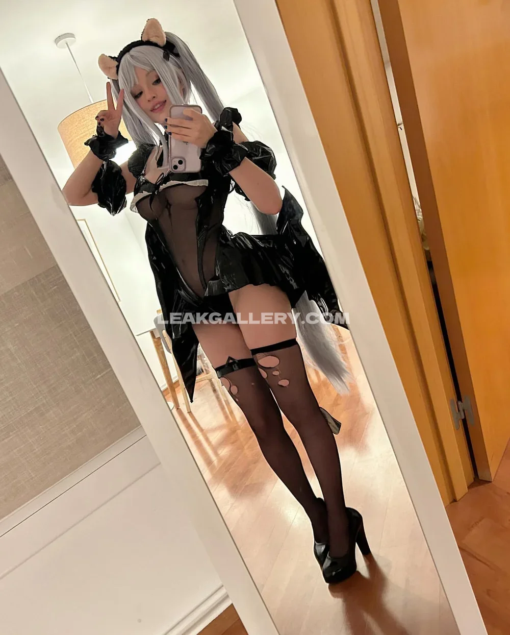 Hidorirose Cat Girl Mirror Selfie OnlyFans Photo Leaked