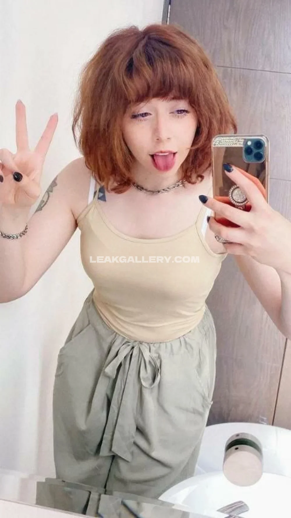 Imbrigittegrey Tongue Out Mirror Selfie OnlyFans Photo Leaked