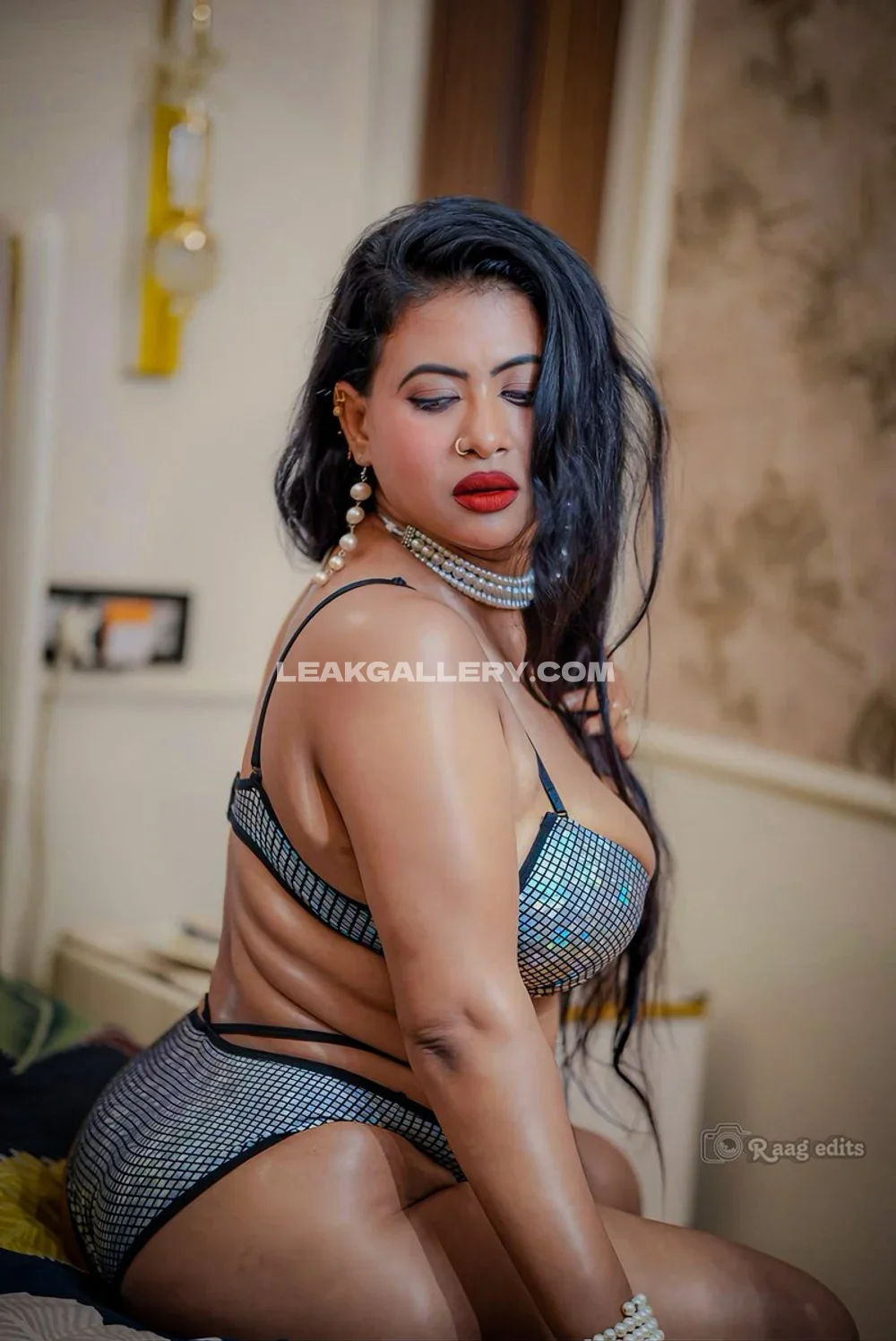 Indianlisa__official Mesh Bodysuit Pose OnlyFans Photo Leaked