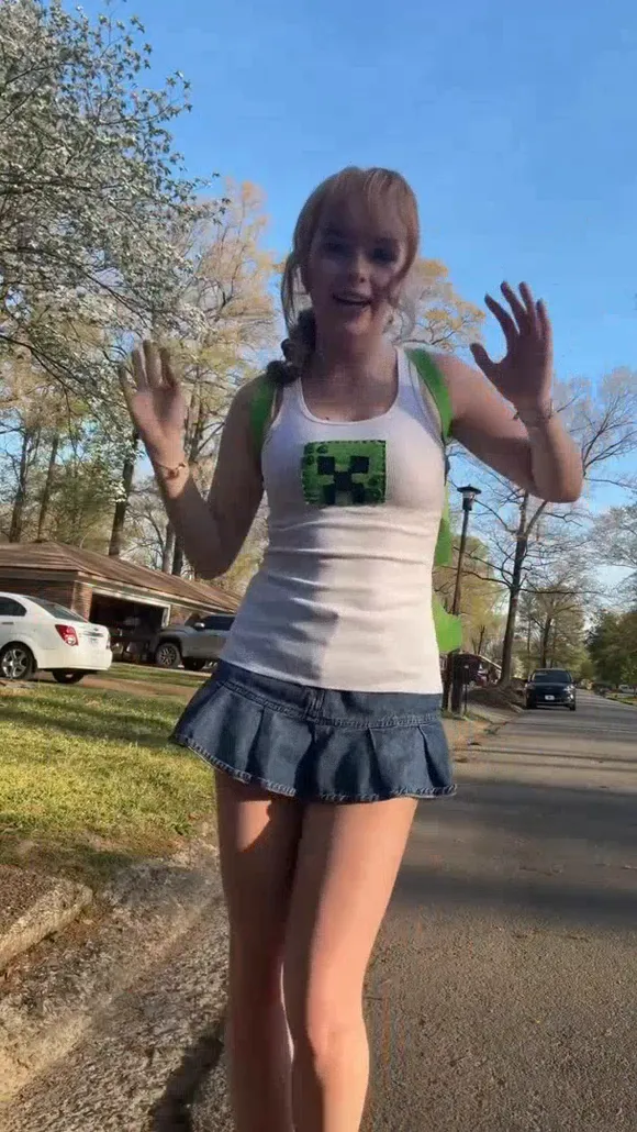 Itsblushdoll Outdoor Creeper Tank Top OnlyFans Video Leaked