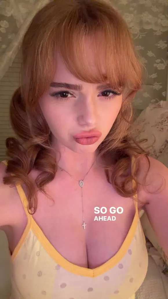 Itsblushdoll Redhead Selfie Close Up OnlyFans Video Leaked