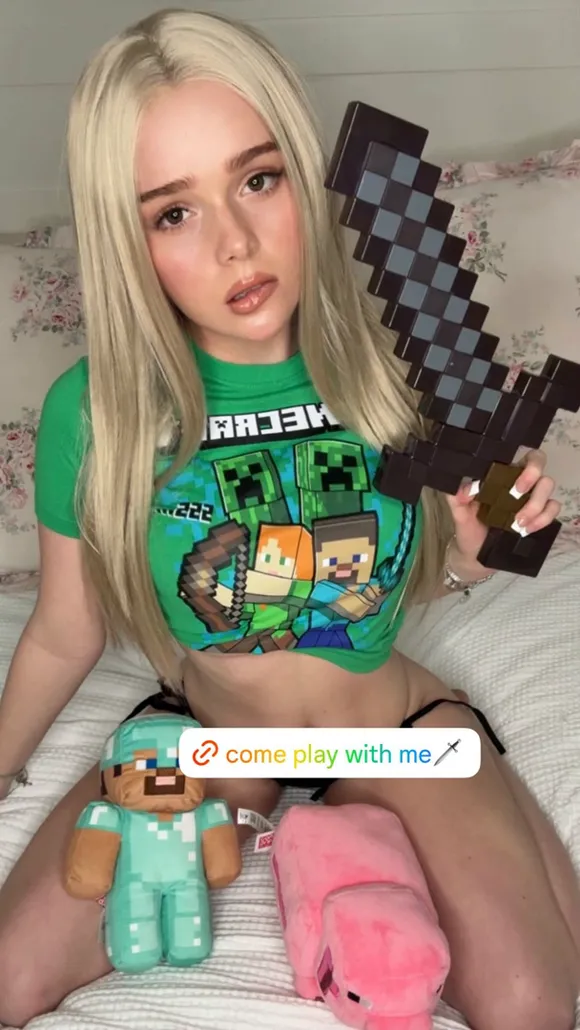 Itsblushdoll Minecraft Themed Topless Tease OnlyFans Video Leaked