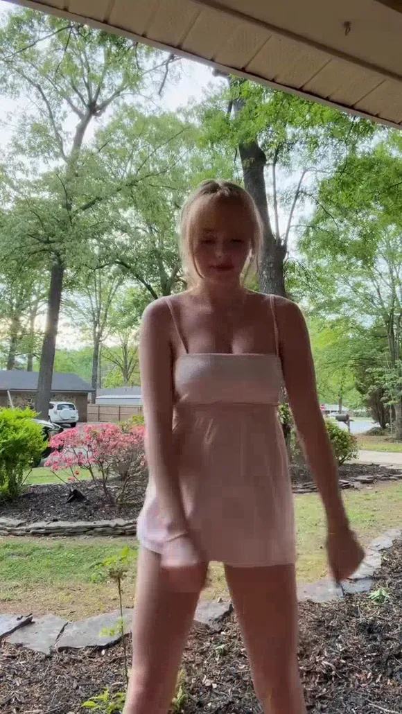Itsblushdoll Pink Dress Outdoor Tease OnlyFans Video Leaked