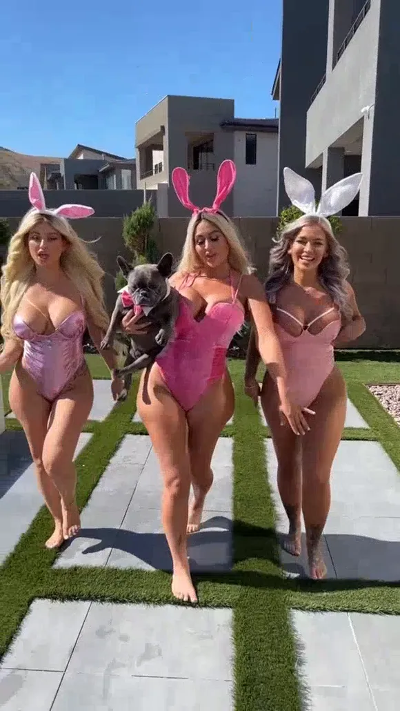 Itshayleydavies Bunny Ears Pink Bodysuit OnlyFans Video Leaked