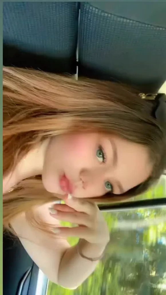 Jasmin.reyeshn Car Selfie Pout OnlyFans Video Leaked