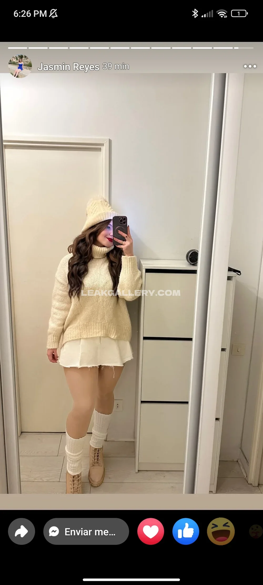 Jasmin.reyeshn Cozy Sweater And Beanie OnlyFans Photo Leaked