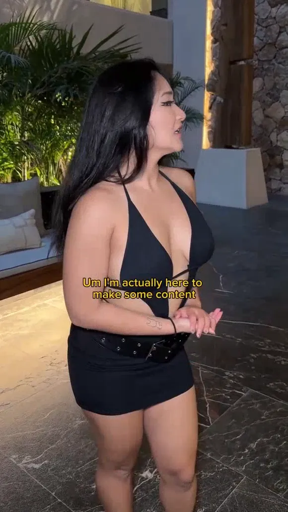 Jasminetea Black Bikini Top Tease OnlyFans Video Leaked