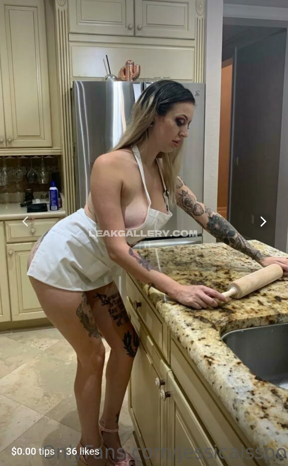 Jessicaisspoiled Bent Over Kitchen Counter OnlyFans Photo Leaked
