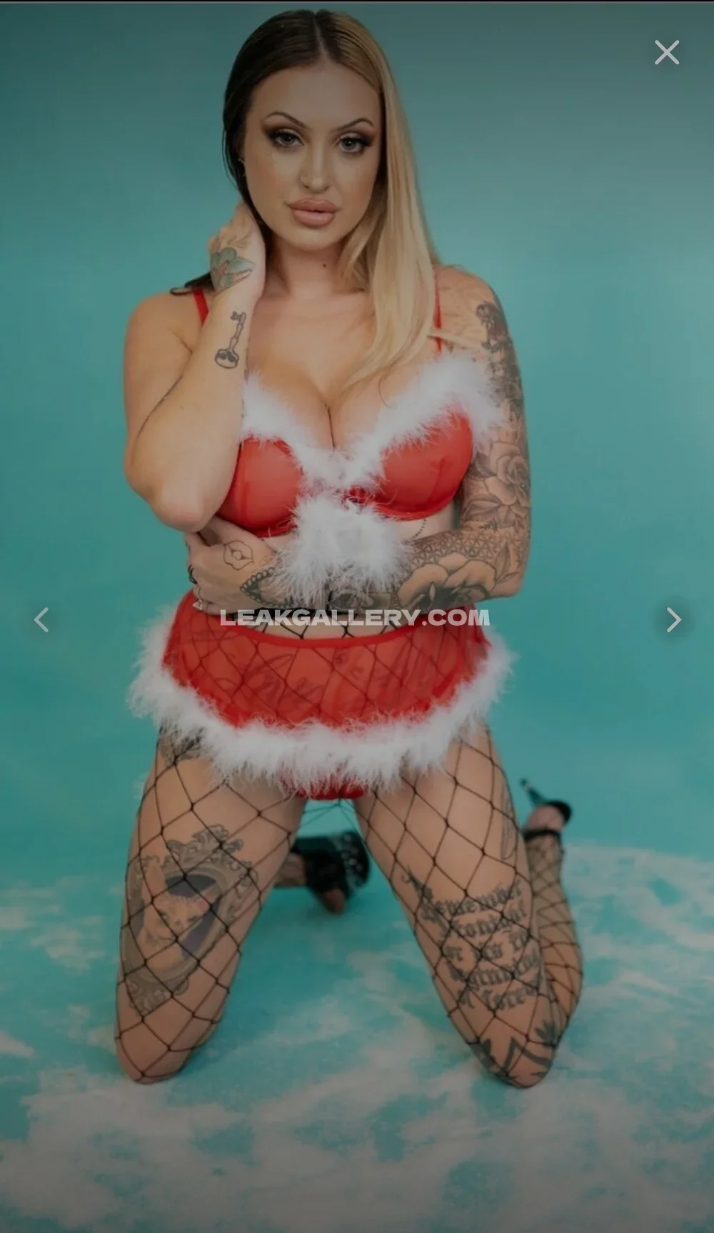 Jessicaisspoiled Red Santa Bra Tease OnlyFans Photo Leaked