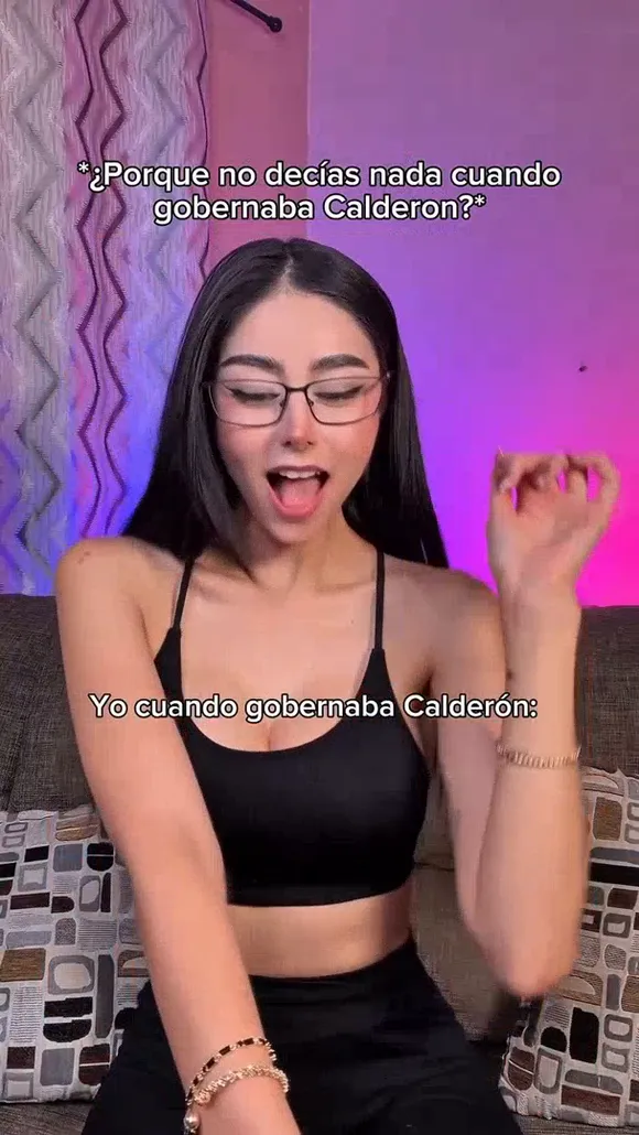 Jezzsanchez Glasses And Crop Top OnlyFans Video Leaked