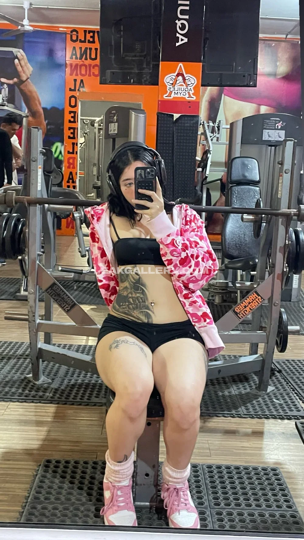 Joselinemora Gym Selfie In Sports Bra OnlyFans Photo Leaked