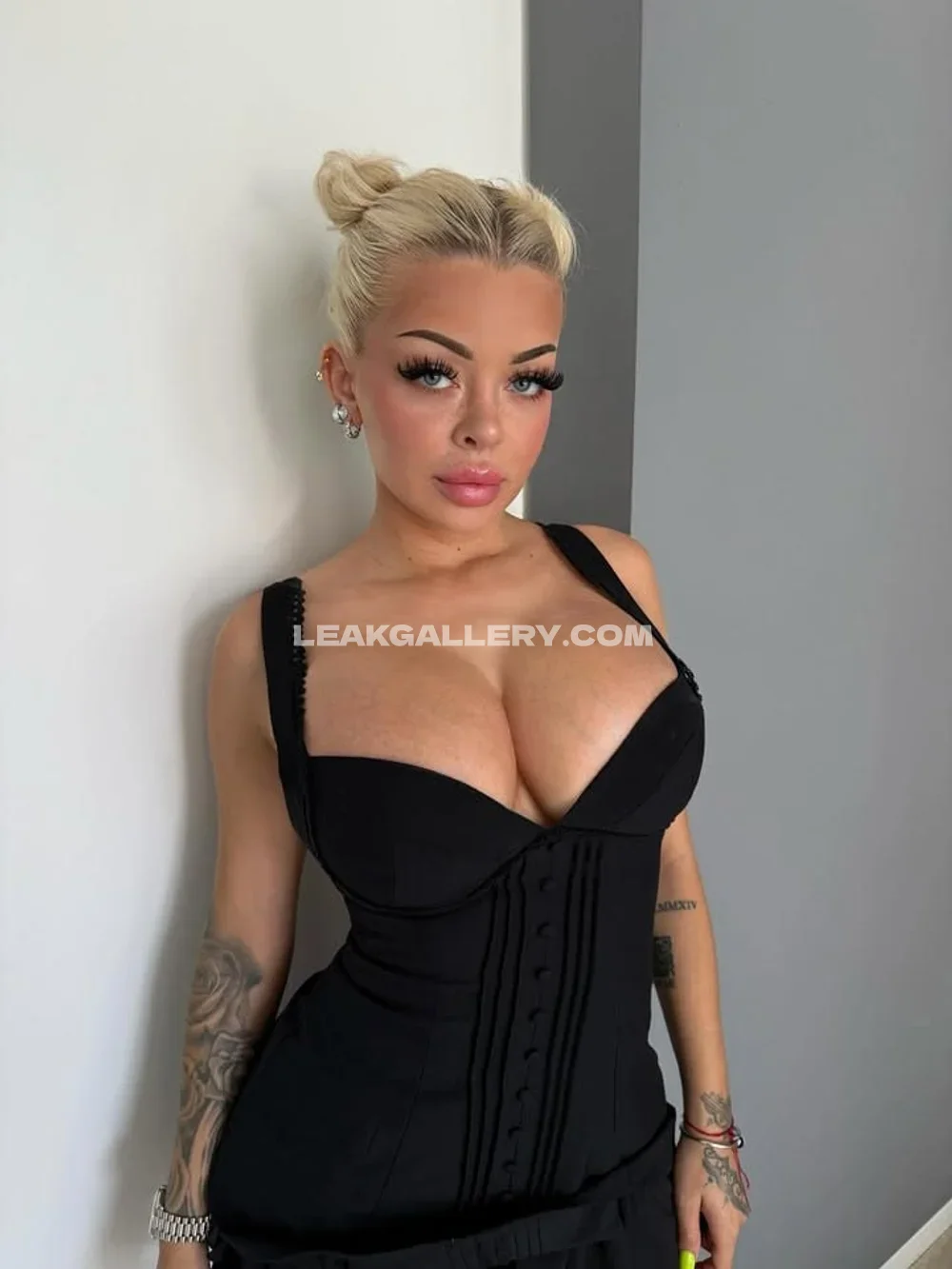 Katja Krasavice Black Corset Pose OnlyFans Photo Leaked