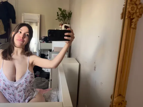 Katkixi Floral Lingerie Selfie OnlyFans Video Leaked