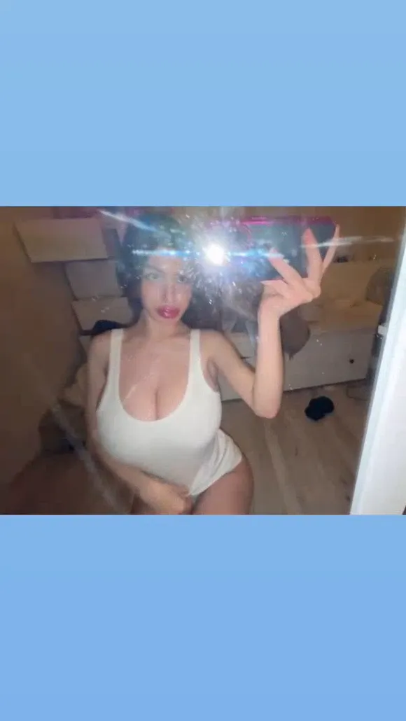 Katkixi White Bodysuit Mirror Selfie OnlyFans Video Leaked