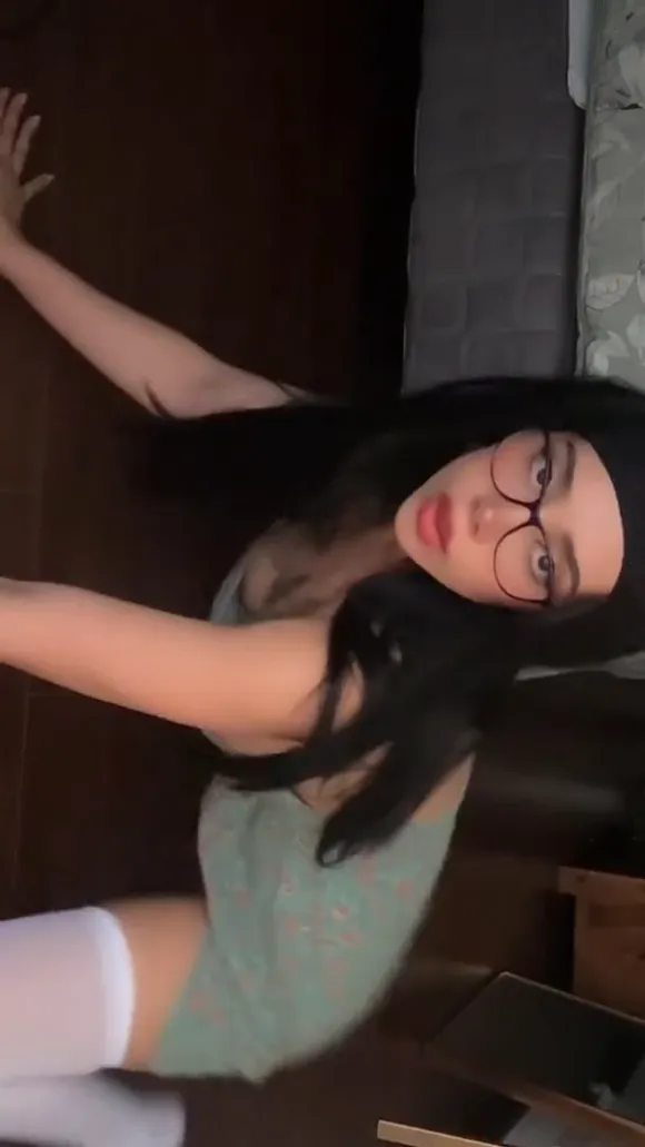 Key_chicaiza_ Glasses And Thigh Highs OnlyFans Video Leaked