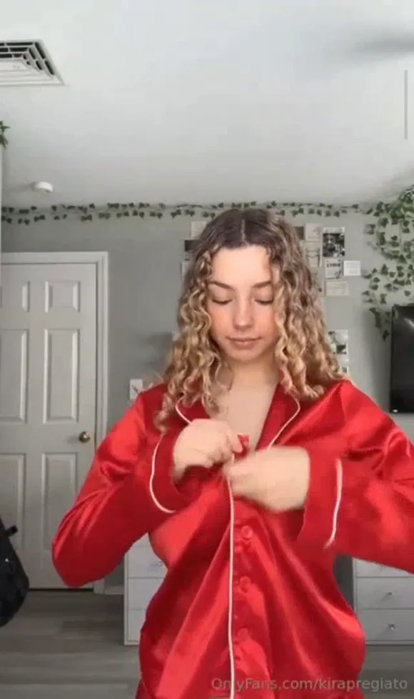 Kirapregiato Exclusive Leaked Nude OnlyFans #13601242