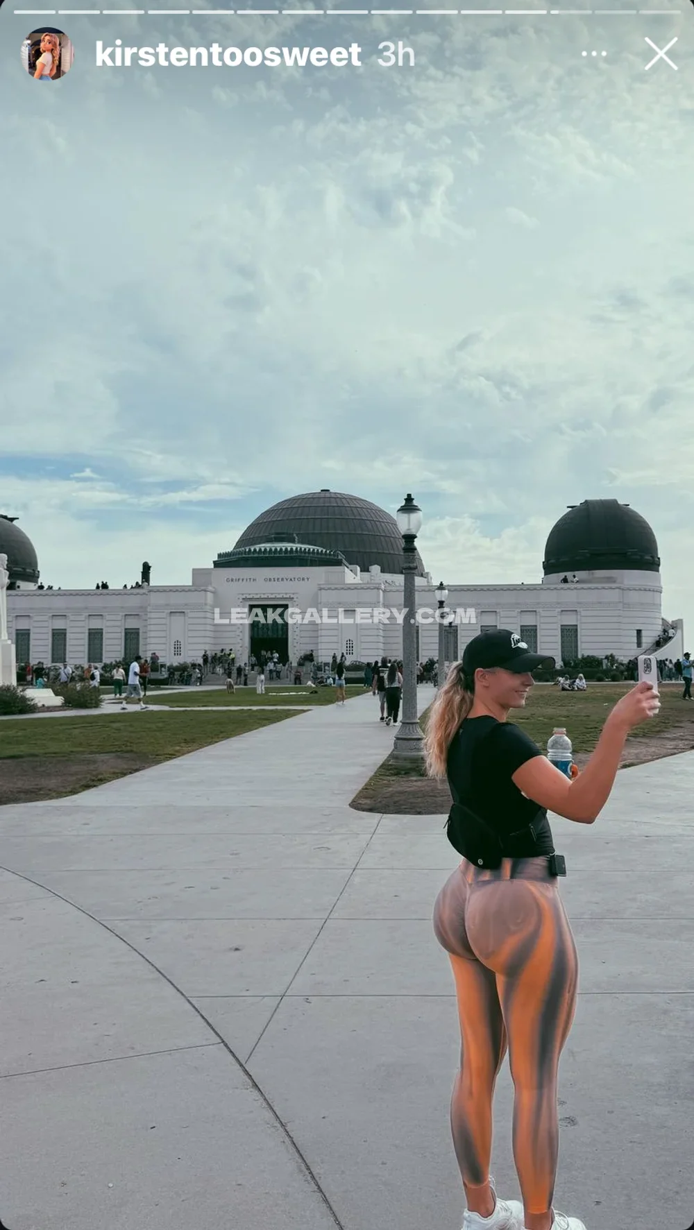 Kirstentoosweet Tight Leggings Selfie OnlyFans Photo Leaked