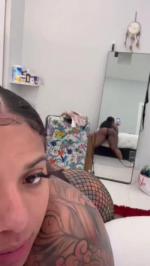 Kkvsh Tattooed Ass Selfie Mirror OnlyFans Video Leaked