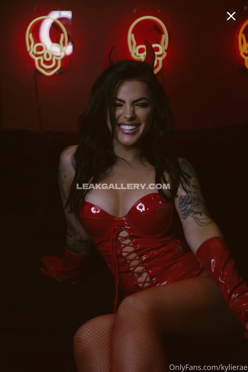 Kylieraehall Red Latex Devil Outfit OnlyFans Photo Leaked