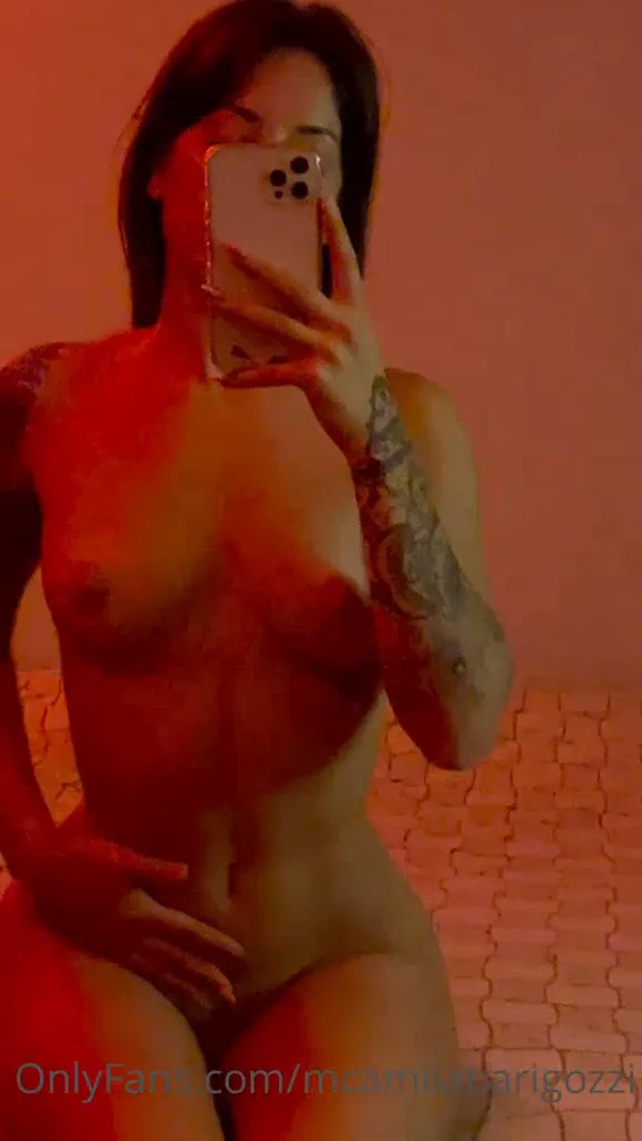 Labarigozzi Naked Mirror Selfie Pose OnlyFans Video Leaked