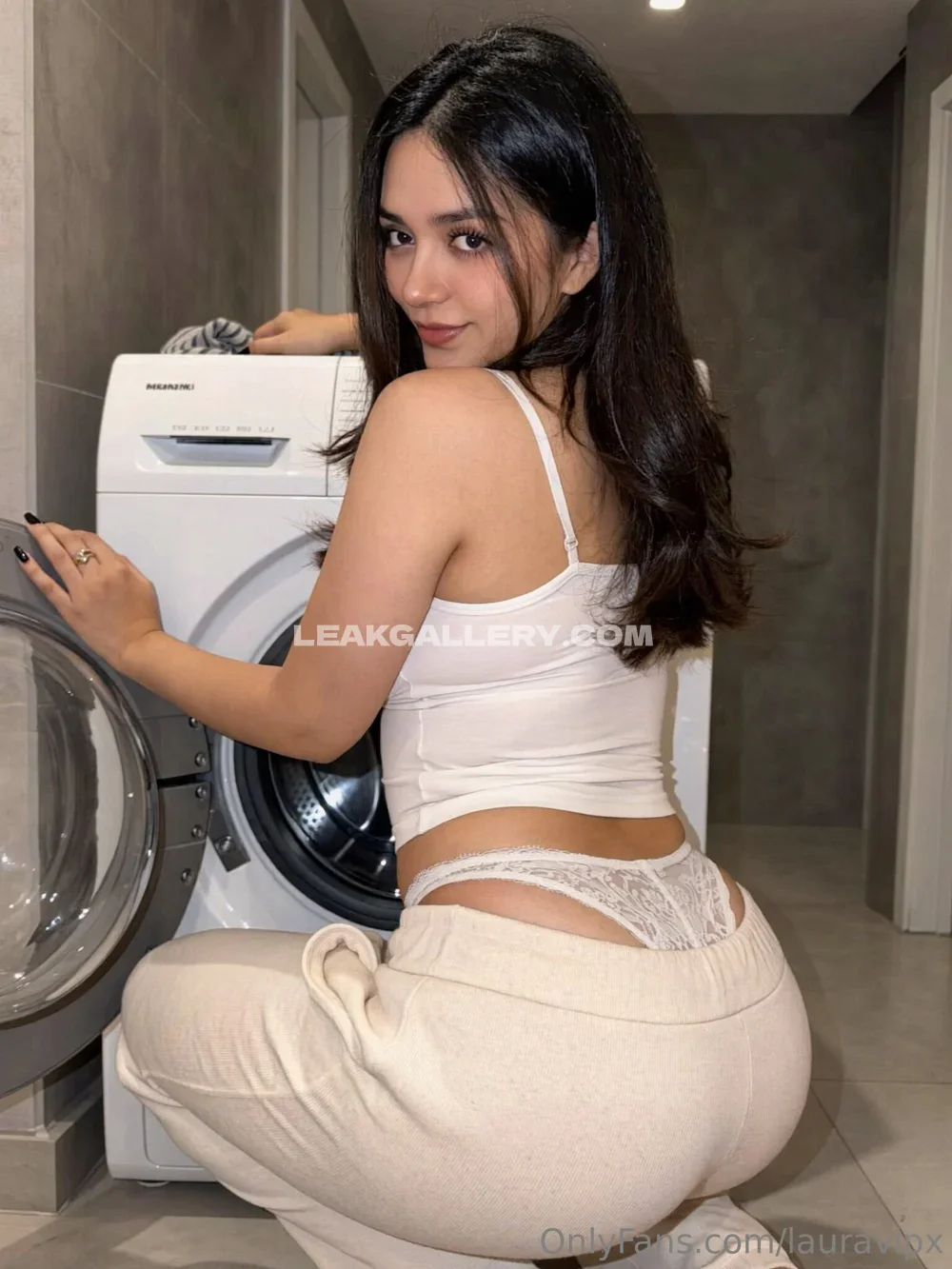 Laura3_3 Exclusive Leaked Nude OnlyFans #13617206