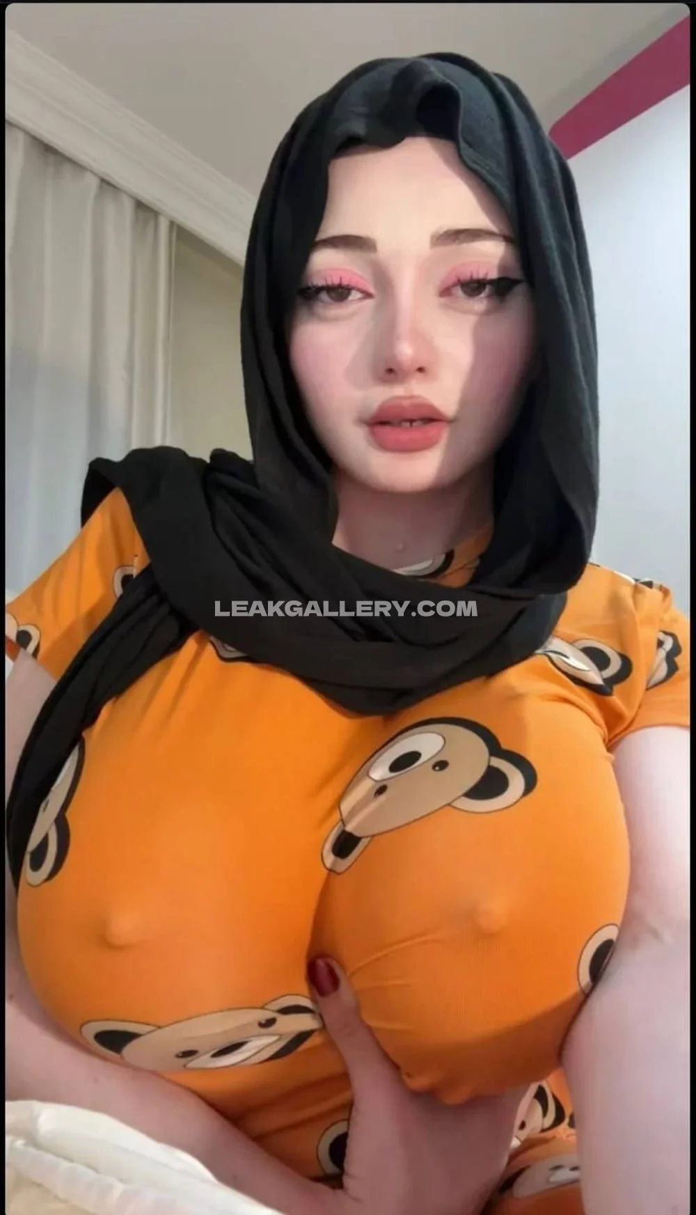 Zelal Orange Monkey Print Top OnlyFans Photo Leaked